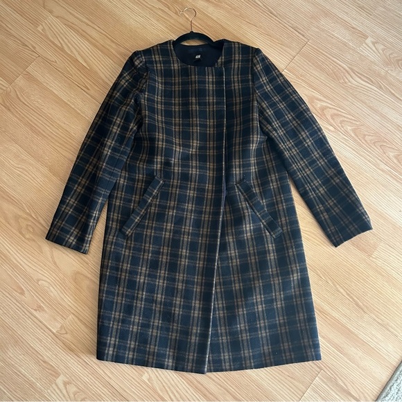 H&M Jackets & Blazers - H&M Dark Brown Navy Plaid Wool Blend Coat Women’s 8